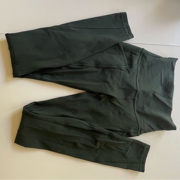 Lululemon Dark Green align 28” with pockets - Picture 3 of 6